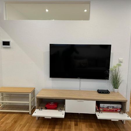 1,5-Zimmer, Top Ausgestattet, 4 Pers, Souterrain فلنتسباخ المظهر الخارجي الصورة